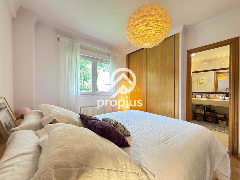 Foto e228f97b-b9af-4db8-a550-a2a0e1417335. Duplex avec chauffage parking dans Morcín