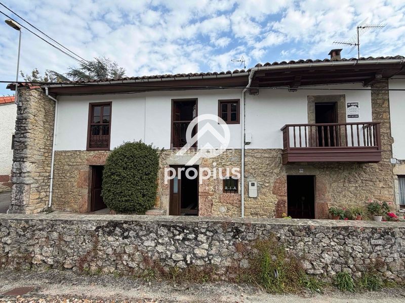 Foto 339e1fab-75ce-4921-9ea7-f52fc9281baa. Casa a puertas 42 a Vidiago-Pendueles-Tresgrandras Llanes