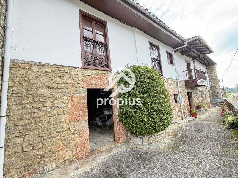 Foto c3ec5fbf-00ae-4ad0-97d7-8bdcc2347259. Casa a puertas 42 a Vidiago-Pendueles-Tresgrandras Llanes