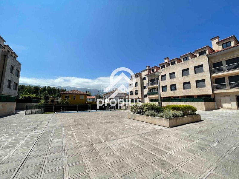 Foto 57a858d6-0c68-4b98-b230-a195cecb8dd9. Pis amb calefacció aparcament piscina a Llanes pueblo Llanes