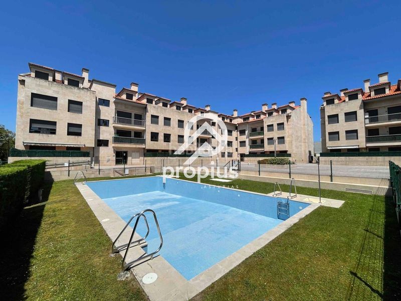 Foto 806db892-5a14-4c72-a381-7e6df5f720f4. Pis amb calefacció aparcament piscina a Llanes pueblo Llanes