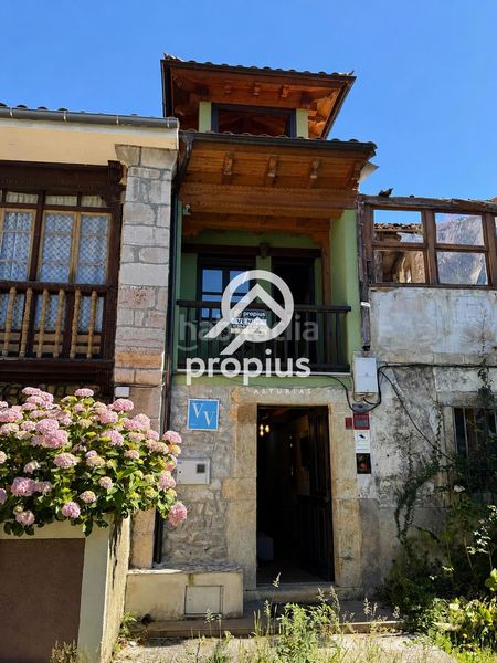 Foto 3fc50057-96b1-4b93-b591-73d1732c9d81. Casa adossada amb calefacció aparcament a Cué-San Roque-Andrín Llanes