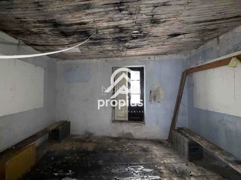 Foto e20a6223-7c94-45db-a79d-fe5e4fd206a1. Casa amb calefacció a Llanes pueblo Llanes