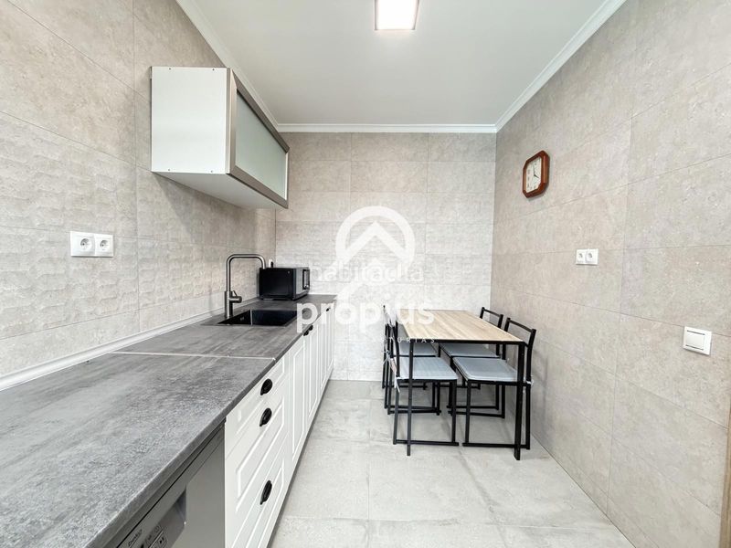 Foto f1197b83-2581-4b14-9124-9f16a7d775db. Casa adossada amb calefacció aparcament a Parres