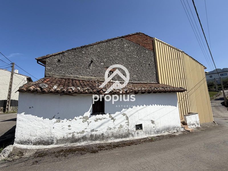 Foto 9f20b264-9fd8-495b-a7d6-885244359366. Casa amb calefacció aparcament a Celorio-Poó-Parres Llanes