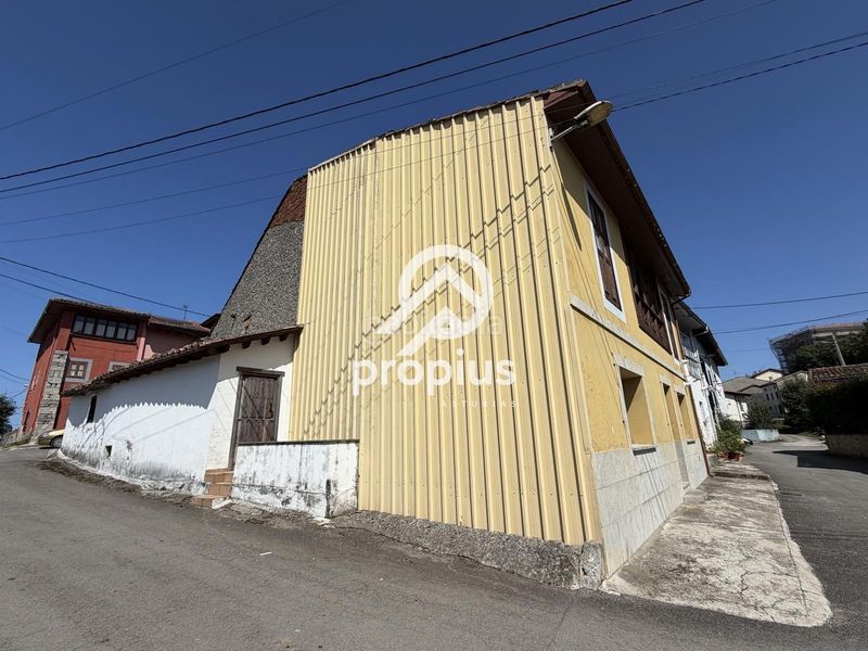 Foto a2e64185-ec4f-4d9d-8f4e-2aca1459384d. Casa amb calefacció aparcament a Celorio-Poó-Parres Llanes