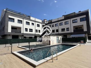 Flat  Angel pola 3. Apartamento con terraza en urbanización con piscina en llanes
