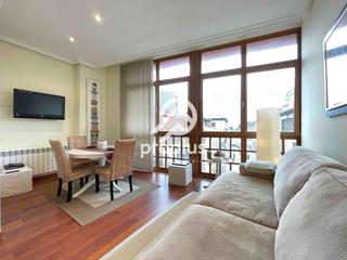 Flat  Gran va de agustn argelles(entrada por lopez muiz 10), 33. Piso de dos dormitorios a estrenar en pleno centro de ribadesell