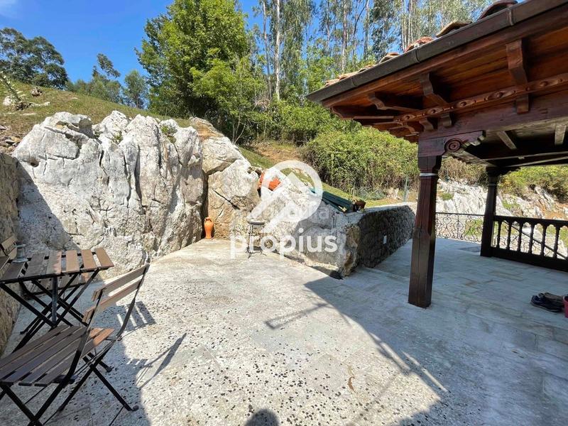 Foto 1564991d-f038-46c5-bfc9-67284bcec26d. Chalet con riscaldamento parcheggio in Pría-Nueva-Hontoria-Naves Llanes