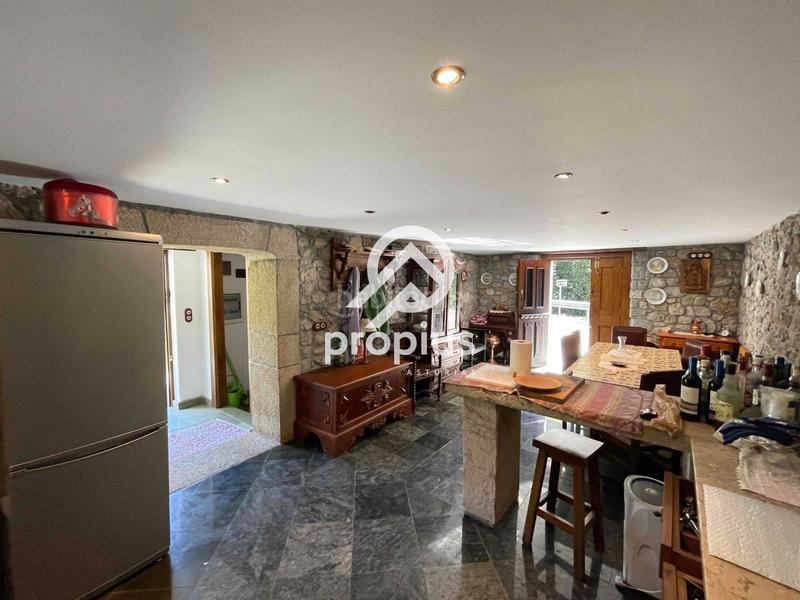 Foto 59142434-1590-4528-823f-171aa04f4763. Chalet con riscaldamento parcheggio in Pría-Nueva-Hontoria-Naves Llanes