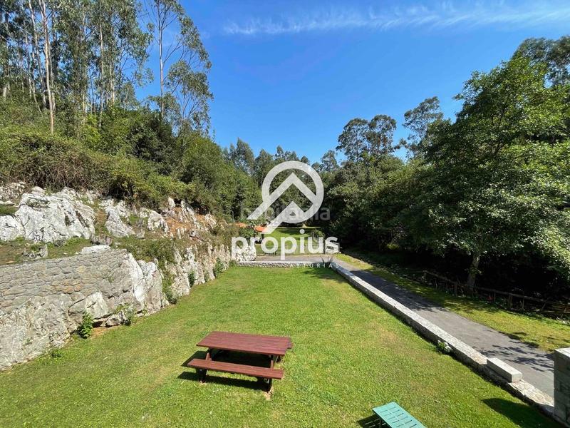 Foto e4730371-fa35-4c05-82b6-7a775c2a2039. Chalet con riscaldamento parcheggio in Pría-Nueva-Hontoria-Naves Llanes