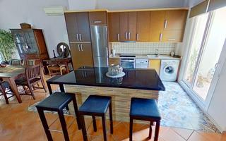 Edificio in Centro Urbano. Venta de 1 y 2 planta de un edificio en casco urbano