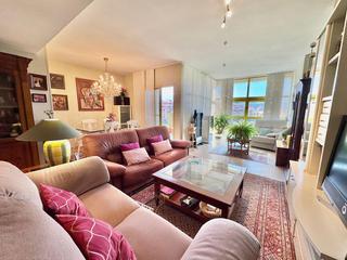 Piccolo appartamento in Centro Urbano. Vivienda luminosa y moderna en zona residencial consolidada de d