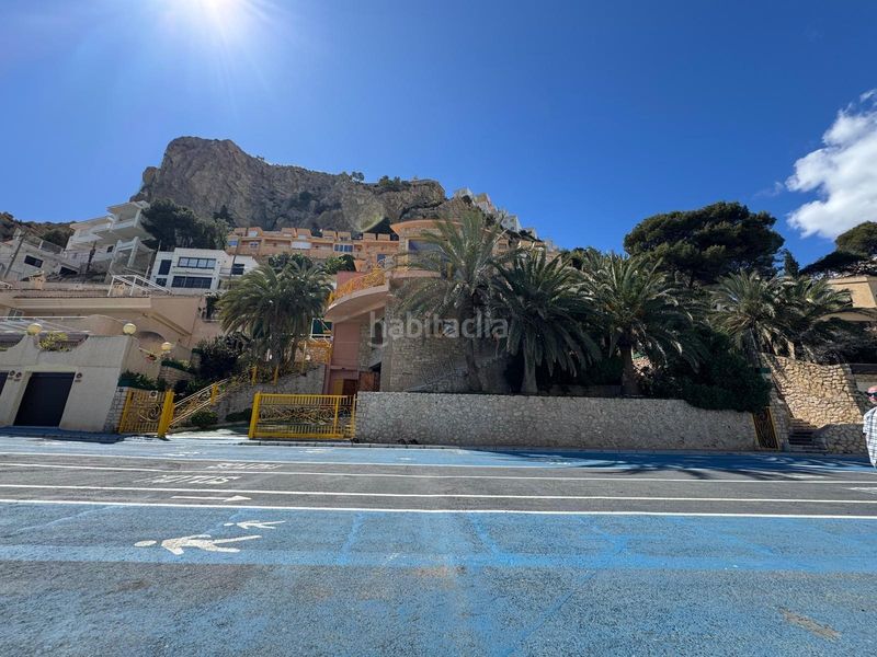 Foto 77f25d75-351f-4cbd-9e50-167479cbf058. Xalet amb calefacció aparcament a Playa Poniente Benidorm