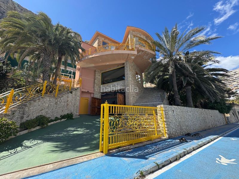 Foto c558ffcf-86ad-4988-95c1-e7e403dba235. Xalet amb calefacció aparcament a Playa Poniente Benidorm