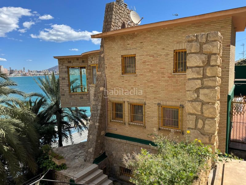 Foto dd3fd34a-751f-4f76-bb41-92552796328e. Xalet amb calefacció aparcament a Playa Poniente Benidorm