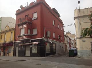 Edifici a Oliva Pueblo. Local comercial destinado para hostal en muy buena ubicación