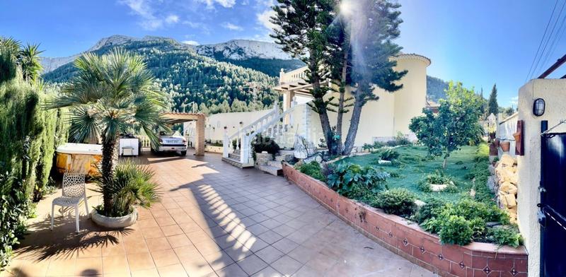 Foto 4f4b372a-a7dd-4669-8c8a-895f81daa149. Chalet fantástico chalet con vistas al mar en La Pedrera-Vessanes Dénia