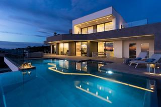 Chalet en Cumbre del Sol. Villa de lujo en cumbres del sol