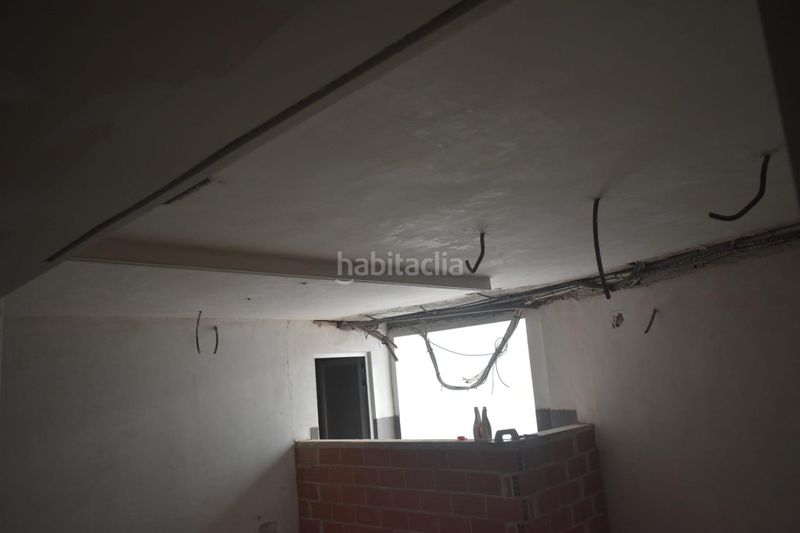Foto 0ef02e1f-b572-451f-961e-68b27c7c9046. Local comercial a Pego