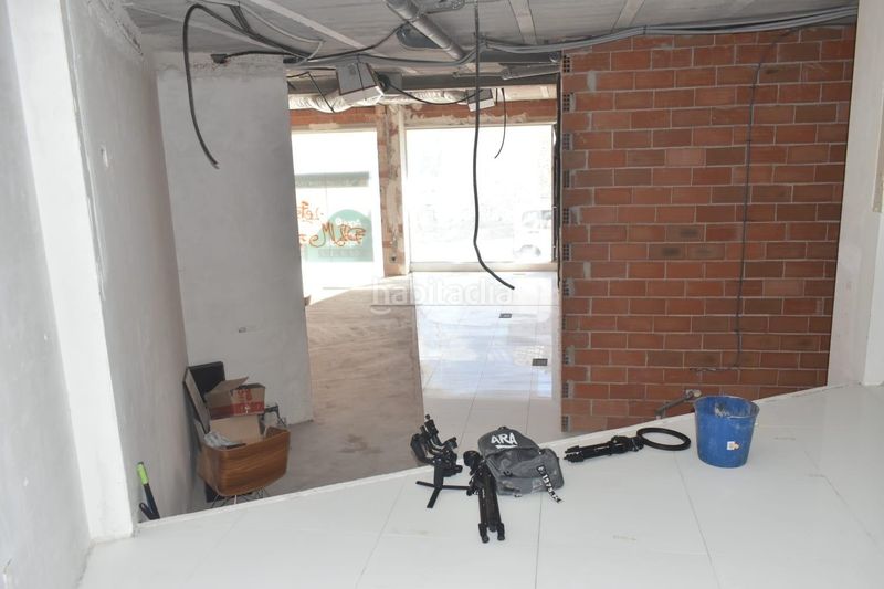 Foto b75462a5-31fc-43c6-a03d-4714acba8b5d. Local comercial a Pego