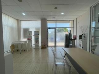 Location Local commercial à El Puerto. Local comercial en zona club náutico