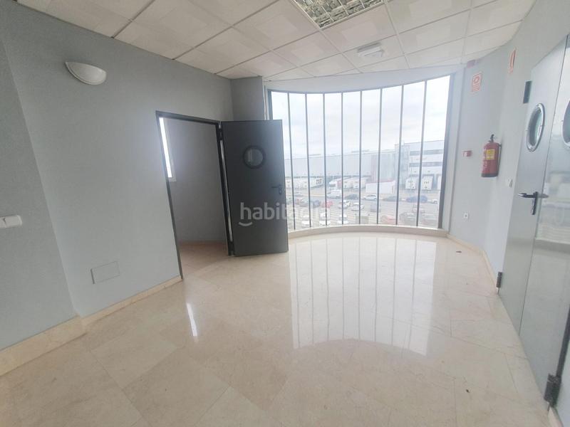 Foto eea5be2e-9b75-410a-8ff8-f07a396c4d8b. Fabrikhalle in Los Olivos-Los Ángeles Getafe