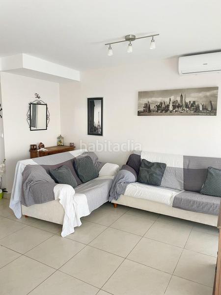 Foto 296d024f-f6fe-492e-8a05-14dfa162a24c. Alquiler dúplex alquiler temporal de apartamento dúplex cerca de la playa en Oliva