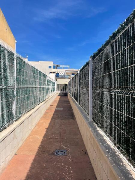 Foto e01ab0b7-b44b-427b-90bb-2d4584bb1e76. Location duplex avec piscine dans Oliva playa Oliva