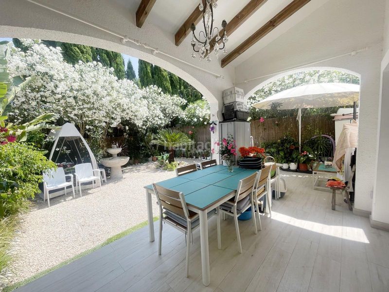 Foto 8150d495-ccdc-4573-80ca-ff8639cc52fe. Casa adossada amb calefacció aparcament piscina a Pedreguer