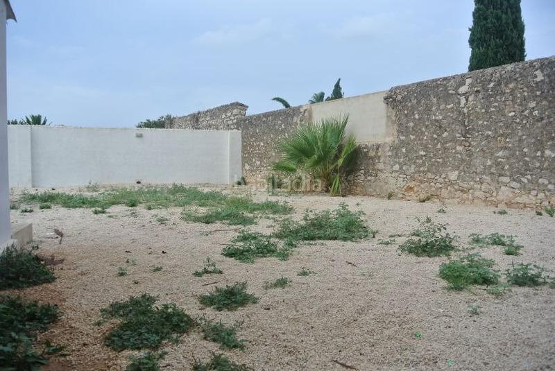 Foto f3571a73-b229-42d0-b3eb-2ac176d76de5. Terreno residenziale in Les Bassetes - El Marjal Dénia
