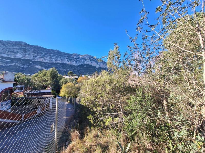 Foto 663a0c4d-f2e3-4b46-a6db-1f3e9b455451. Terreno residencial terreno en venta cerca dEl Montgó en Dénia