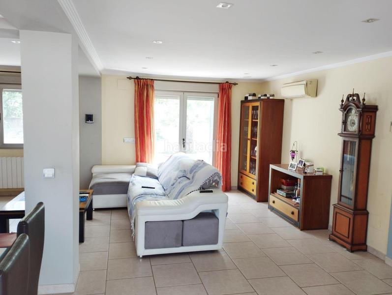 Foto 0d8f95a3-b225-4079-9bff-171890813e20. Chalet  de estilo moderno en El Montgó en El Montgó Dénia