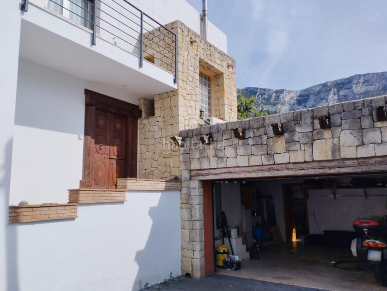 Foto 125a2842-19b9-435a-8290-99a96fef8699. Chalet  de estilo moderno en El Montgó en El Montgó Dénia
