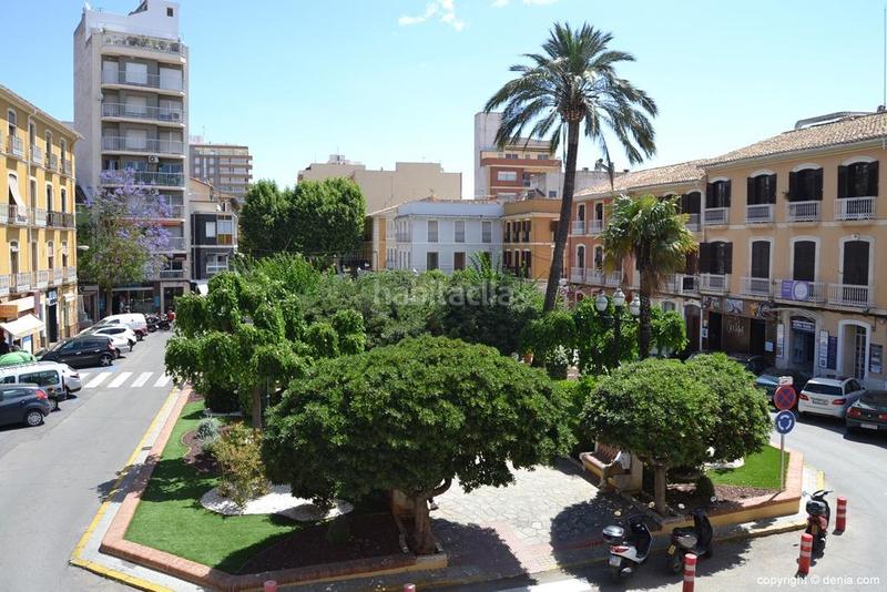 Foto 4fdd1bd2-48a4-4d04-8249-19b6f10388af. Local comercial local en muy buena ubicación en Centro Urbano Dénia