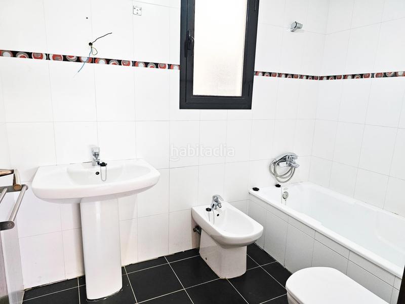 Foto 4f6d43f6-2d0a-4c5e-9162-d57994782608. Appartement dans avenida avenida de juan chabas 3 dans Dénia