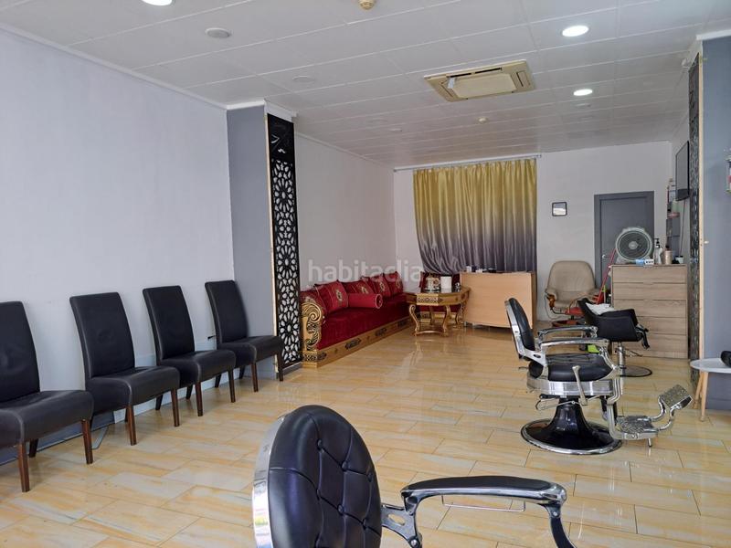 Foto f98be140-48b1-4874-883f-41abb9961c41. Business premise in Ondara