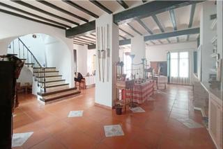 Masia a Benissa Pueblo. Elegante casa señorial en el casco antiguo de benissa