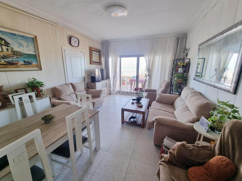 Foto 42efba1b-85db-4176-95ee-7df731fe0345. Chalet exclusivo chalet en primera línea de playa en Miramar