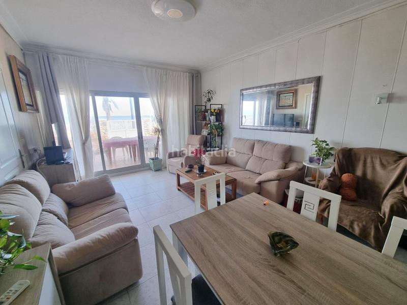 Foto e948cea5-b3a0-404d-a5f2-f7fb3efe3d89. Chalet exclusivo chalet en primera línea de playa en Miramar