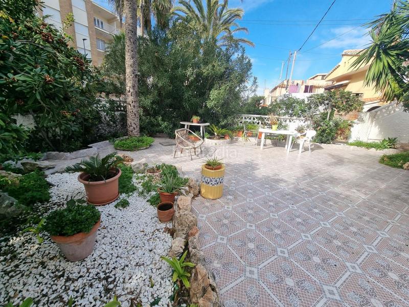 Foto e98ab2df-b7c9-4769-8923-e8d50b5e015f. Chalet exclusivo chalet en primera línea de playa en Miramar