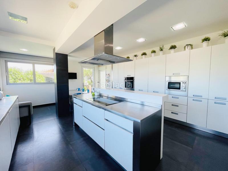 Foto 6a533c7c-6713-405f-97dc-8fa0e1908ab6. Chalet con riscaldamento parcheggio piscina in El Montgó Dénia