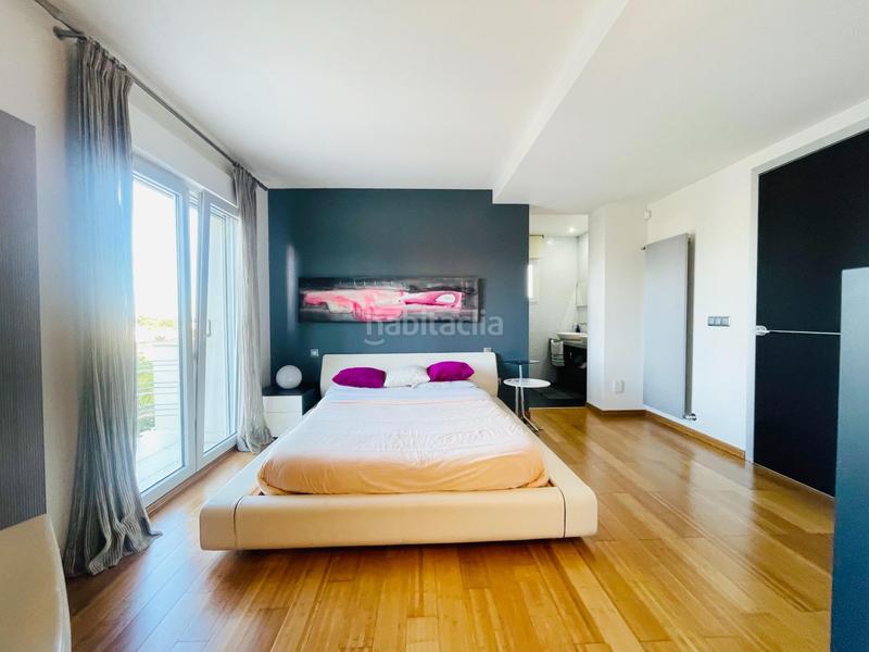 Foto 80153c0b-c01a-4b6d-a391-6e7e44853d09. Chalet con riscaldamento parcheggio piscina in El Montgó Dénia