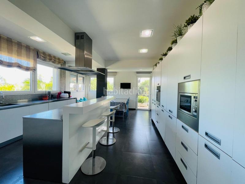 Foto f6de990b-f98d-4a44-8aac-26cfefa01963. Chalet con riscaldamento parcheggio piscina in El Montgó Dénia