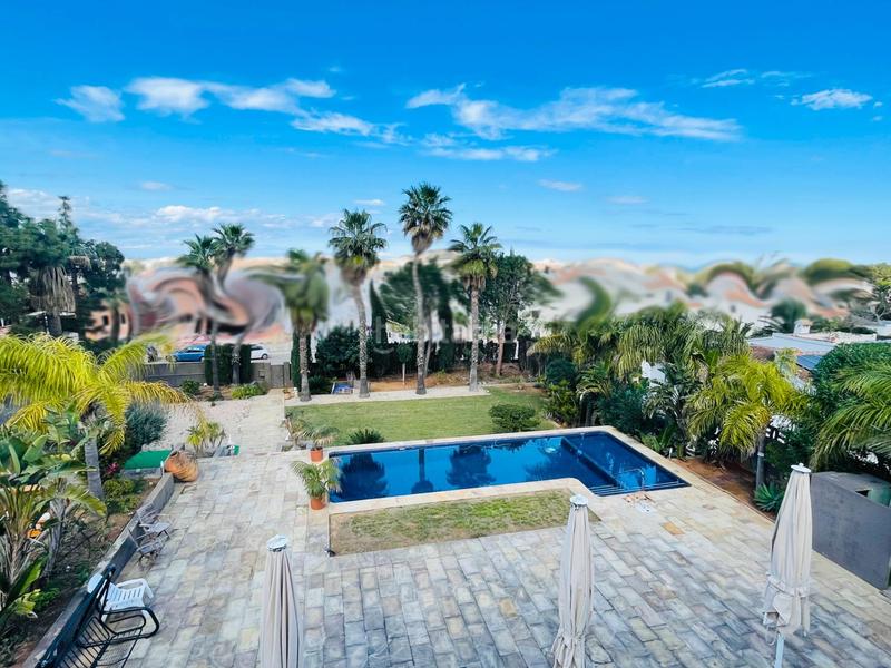 Foto fcae0b93-389e-4eb4-82fd-d70102c3c095. Chalet con riscaldamento parcheggio piscina in El Montgó Dénia