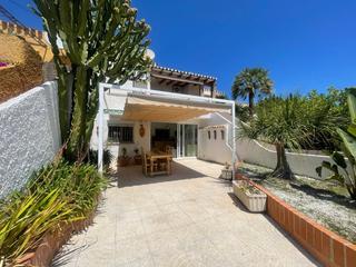 Maison jumelée à Les Bassetes - El Marjal. Adosado en planta baja en las marinas