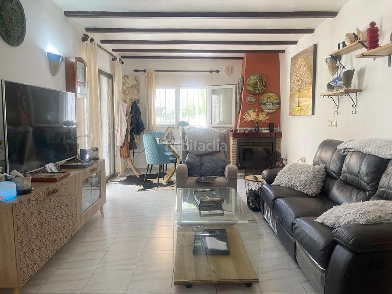 Foto 9b09fd2b-9803-477c-9bde-2b7bf71b6a5f. Casa adossada amb calefacció aparcament a Les Bassetes - El Marjal Dénia