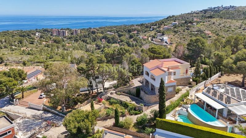 Foto 5e8fa499-b6a4-4eca-a13c-f1ddf8acbd9e. Chalet avec chauffage parking piscine dans El Montgó Dénia