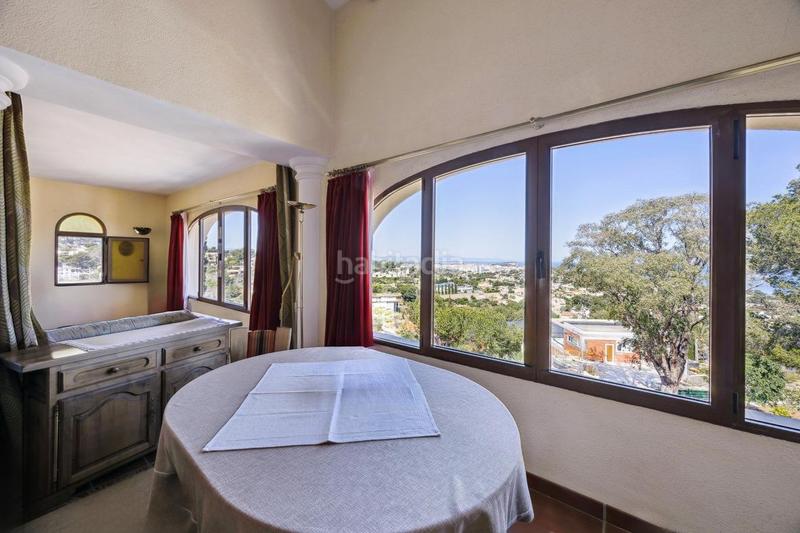 Foto f0cc4785-2cf0-4216-a5ec-a02178eba59e. Chalet avec chauffage parking piscine dans El Montgó Dénia