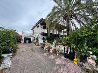 Xalet a Xironets cl-02 8. Exclusivo chalet con gran parcela en zona las marinas  els poble